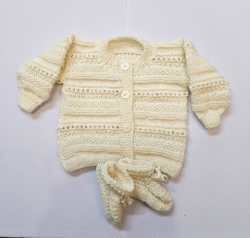 Knitted Baby/Childrens Cardigans Jumpers etc NB - 9 Months 14 designs