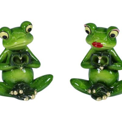 Marble Frog making Heart